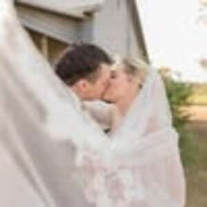 Meet your Posher, Ana